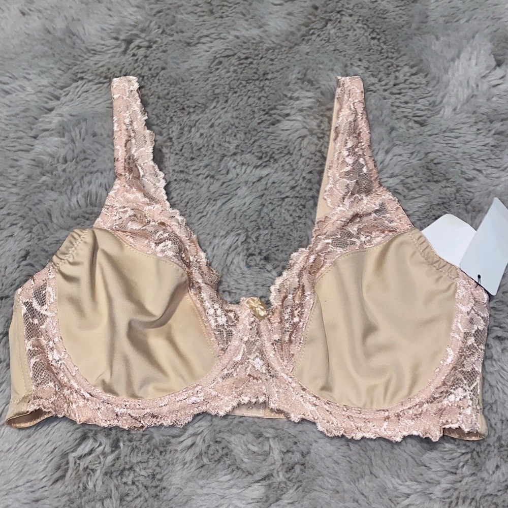 Partial lace bra